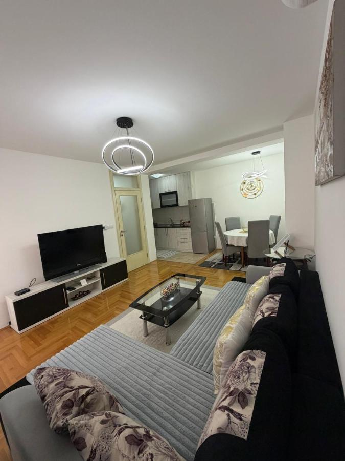 Istocno Sarajevo-Hilandarska, Stan na dan SV - B&B Donje Mladice