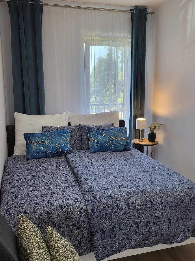 Apartament Uszczyka prywatne miejsce w hali garażowej - Chambres d'hôtes Gliwice