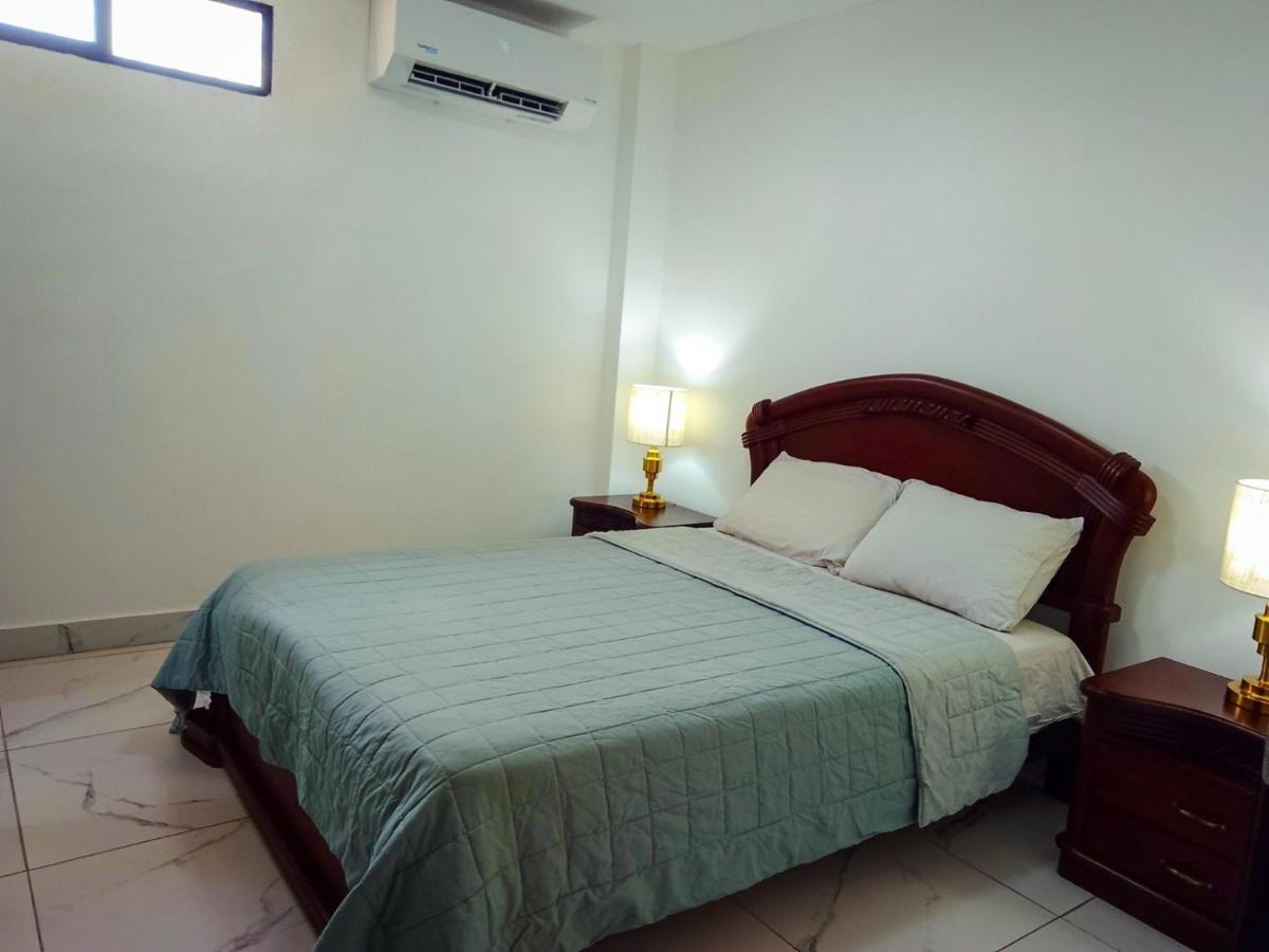 Kennedy Suite acogedora, cerca de la Clínica y Centros Comerciales - Guayaquil - - B&B Guayaquil