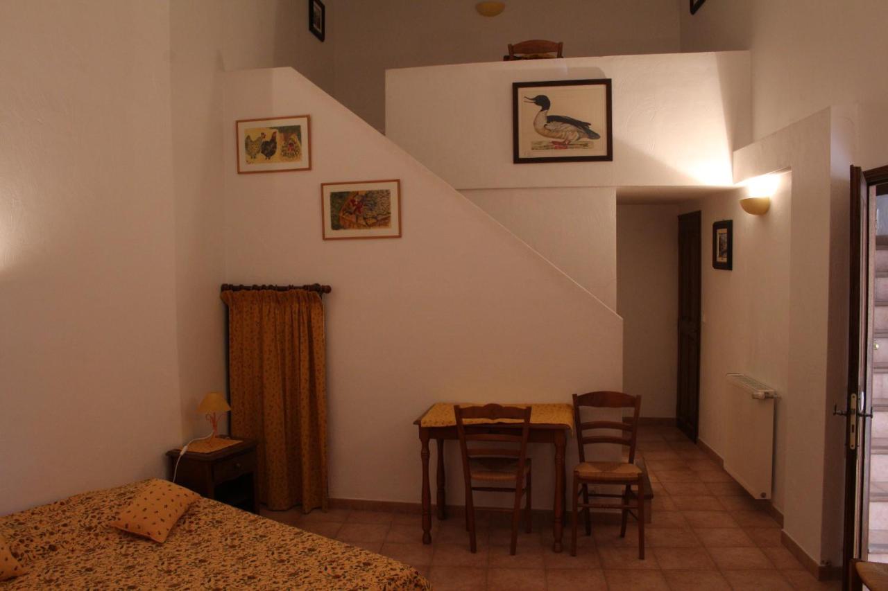 Ferme de Sejour Rebuffel - B&B La Roque-Esclapon