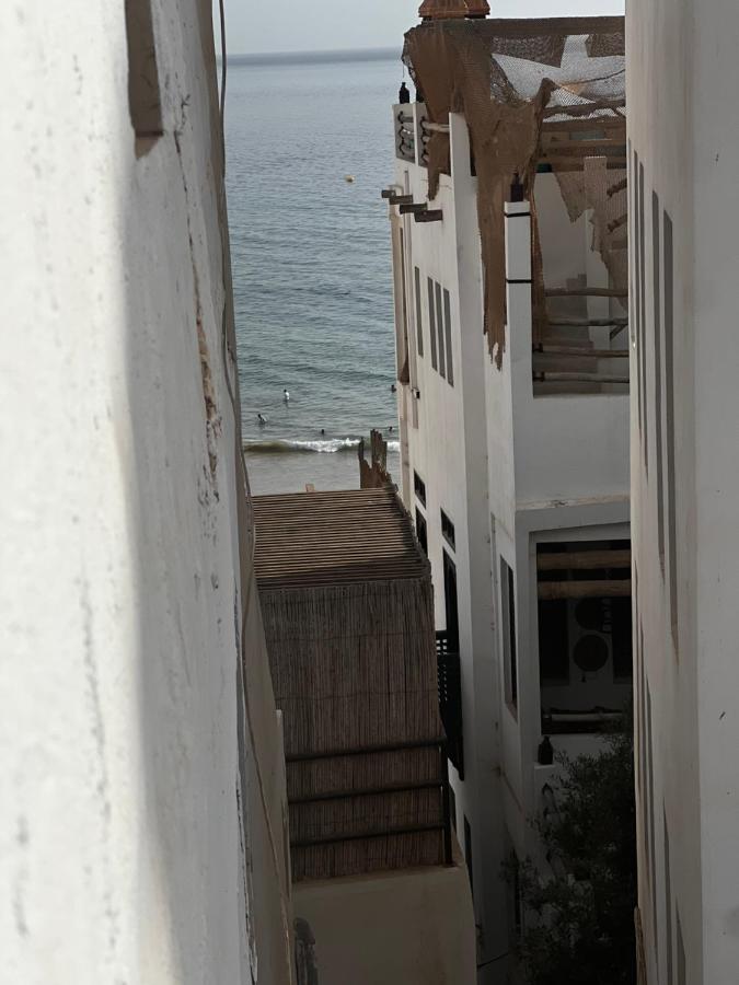 ayouz surf house2 --20 meter from the beach - B&B Taghazout