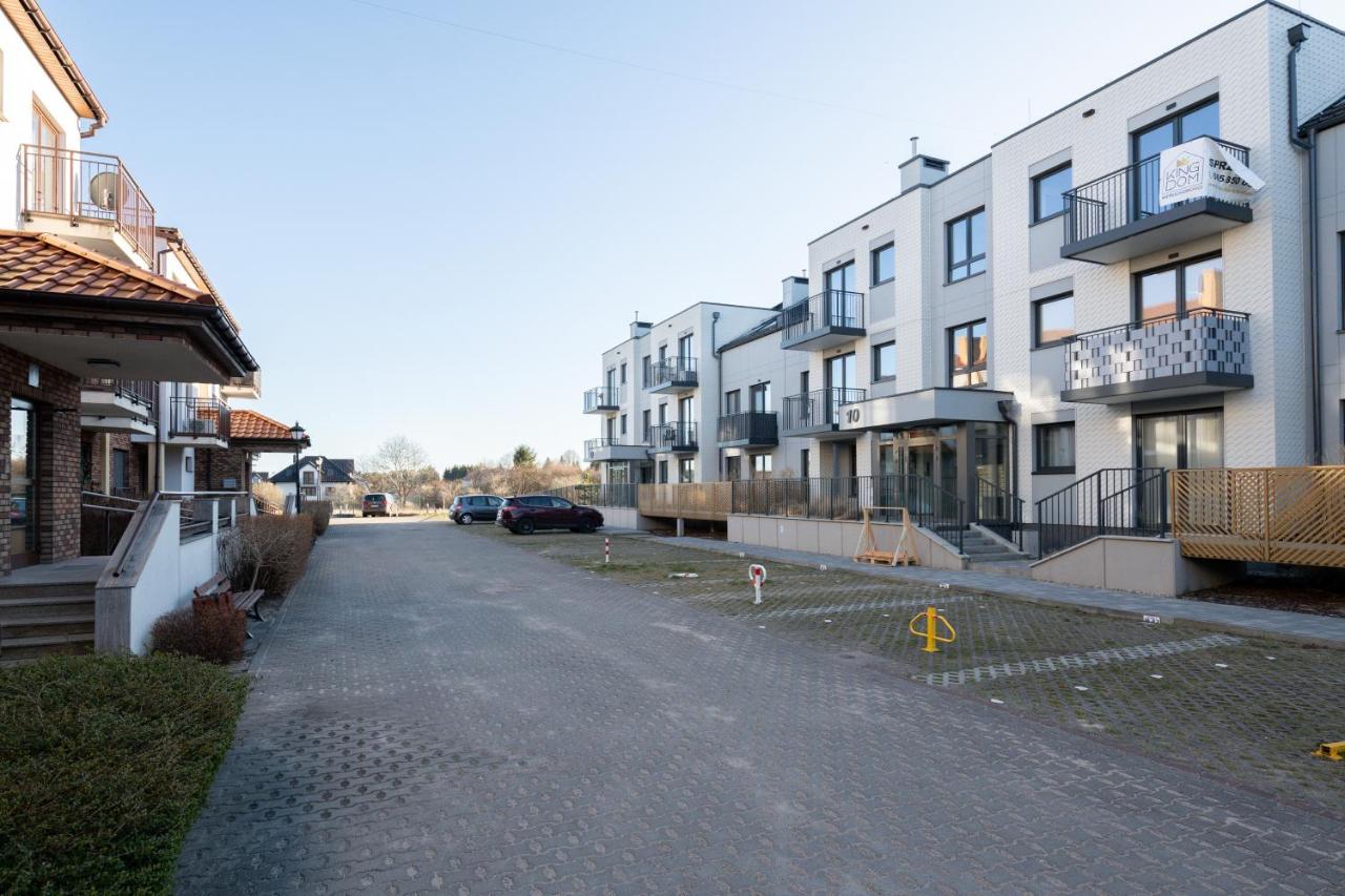 HoliApart in Trimare - Bilard, Sezonowy basen i sauny - Chambres d'hôtes Sztutowo