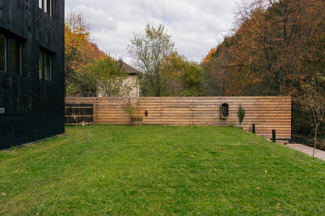 Cabana Murmur -Riverside- - B&B Valea Ierii