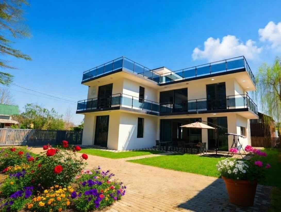 Villa White Dolphin Kaprovani - Chambres d'hôtes Ureki
