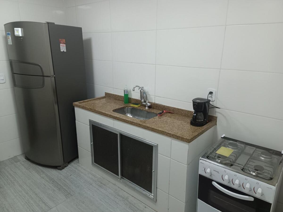 Apto Completo a 100m Praia do Forte com Ar e Wi-Fi - B&B Cabo Frio