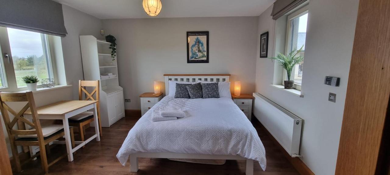 Kamer met Kingsize Bed en Uitzicht op de Tuin