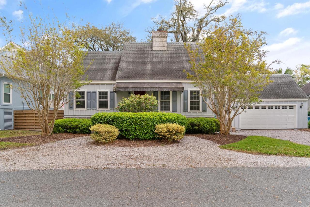 Coastal Cottage - 111 Mews Circle - Bed and Breakfast Kings Wood