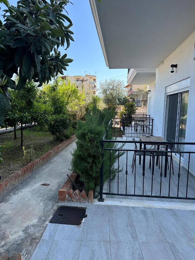 Villa Myrtaj With Pool - B&B Santi Quaranta