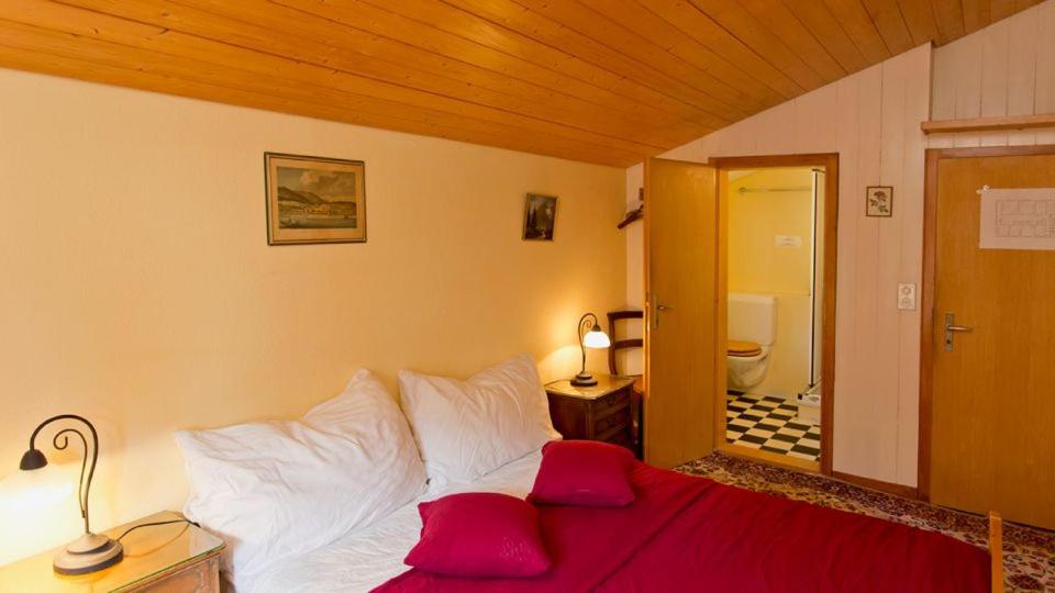 Doppelzimmer mit eigenem Bad
