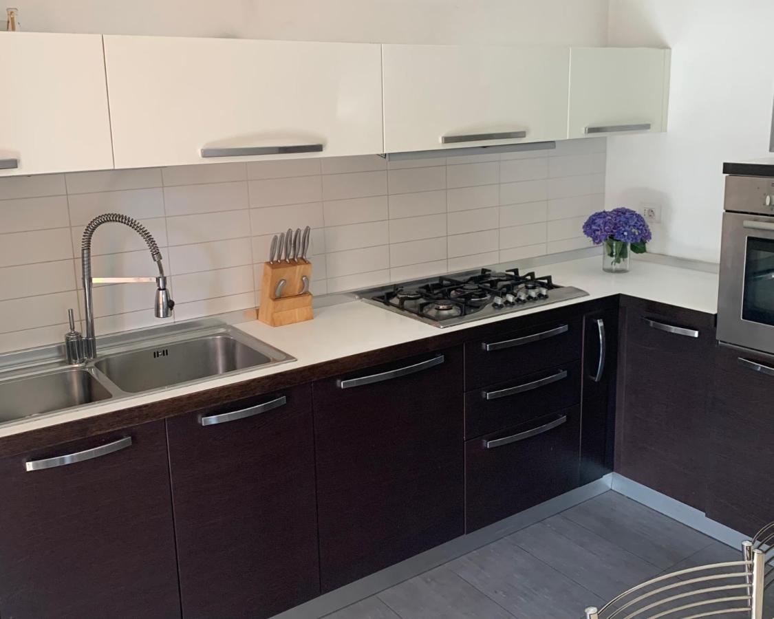 Villa Vista Verde Lake View, Private Garden & Parking - B&B Baveno
