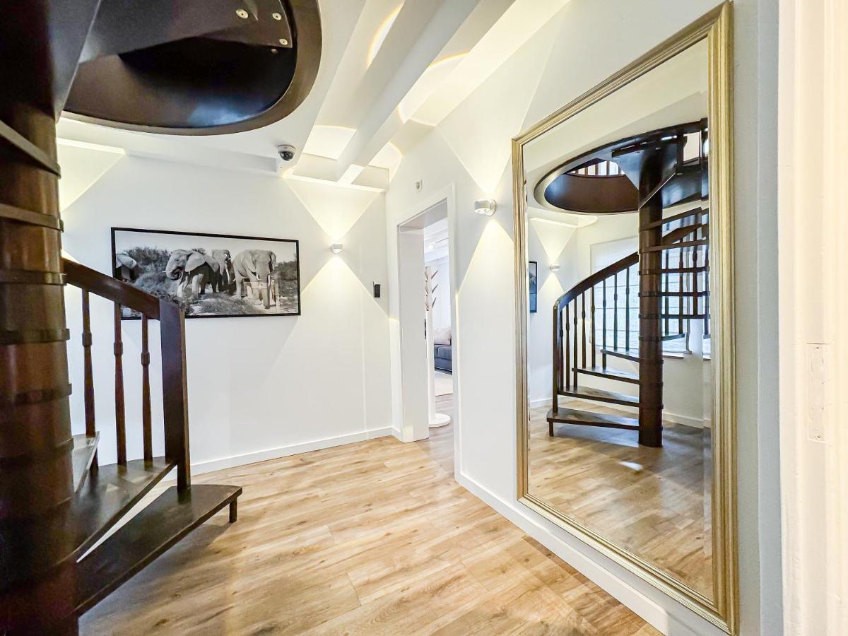 Gutshaus am Rhein - B&B Düsseldorf