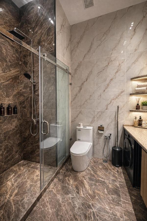 Three-Bedroom Apartment - High Floor