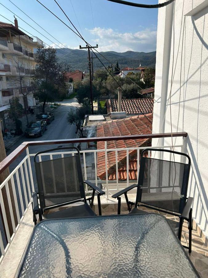 petite apartment - Ferienwohnung Asproválta