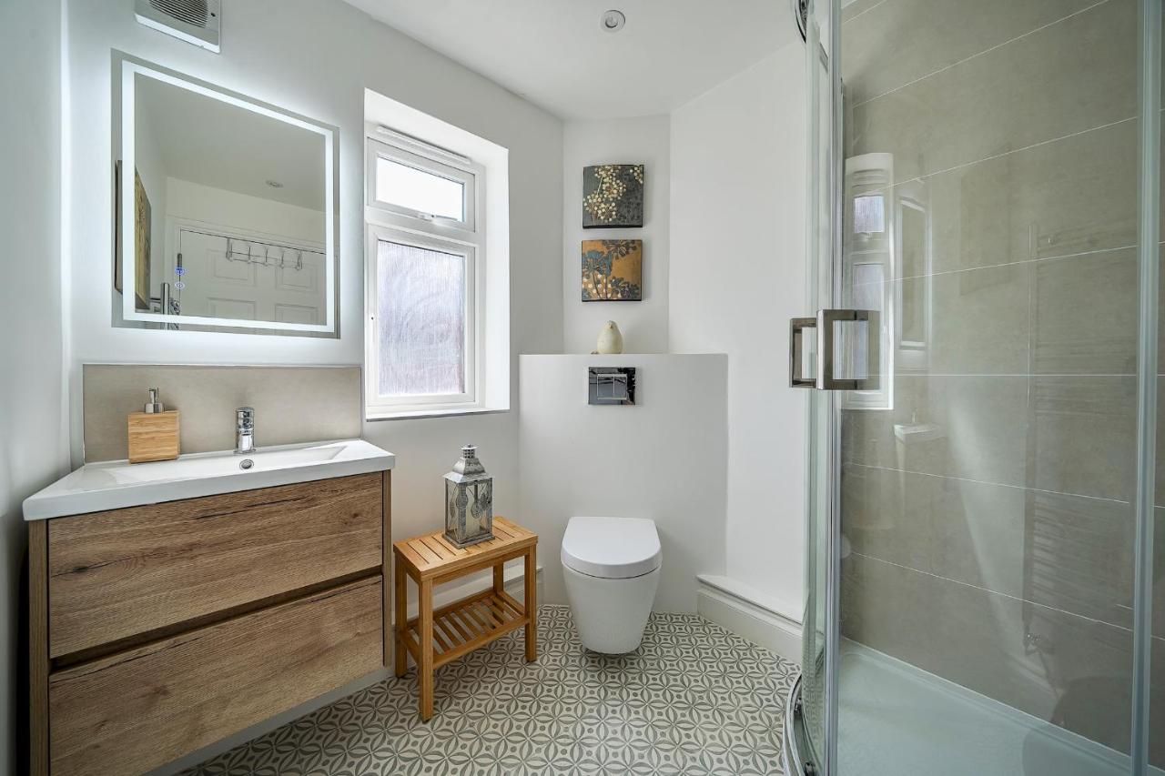 Modern 2 Bed Apartment - Central Oxford - Pass the Keys - Chambres d'hôtes Oxford