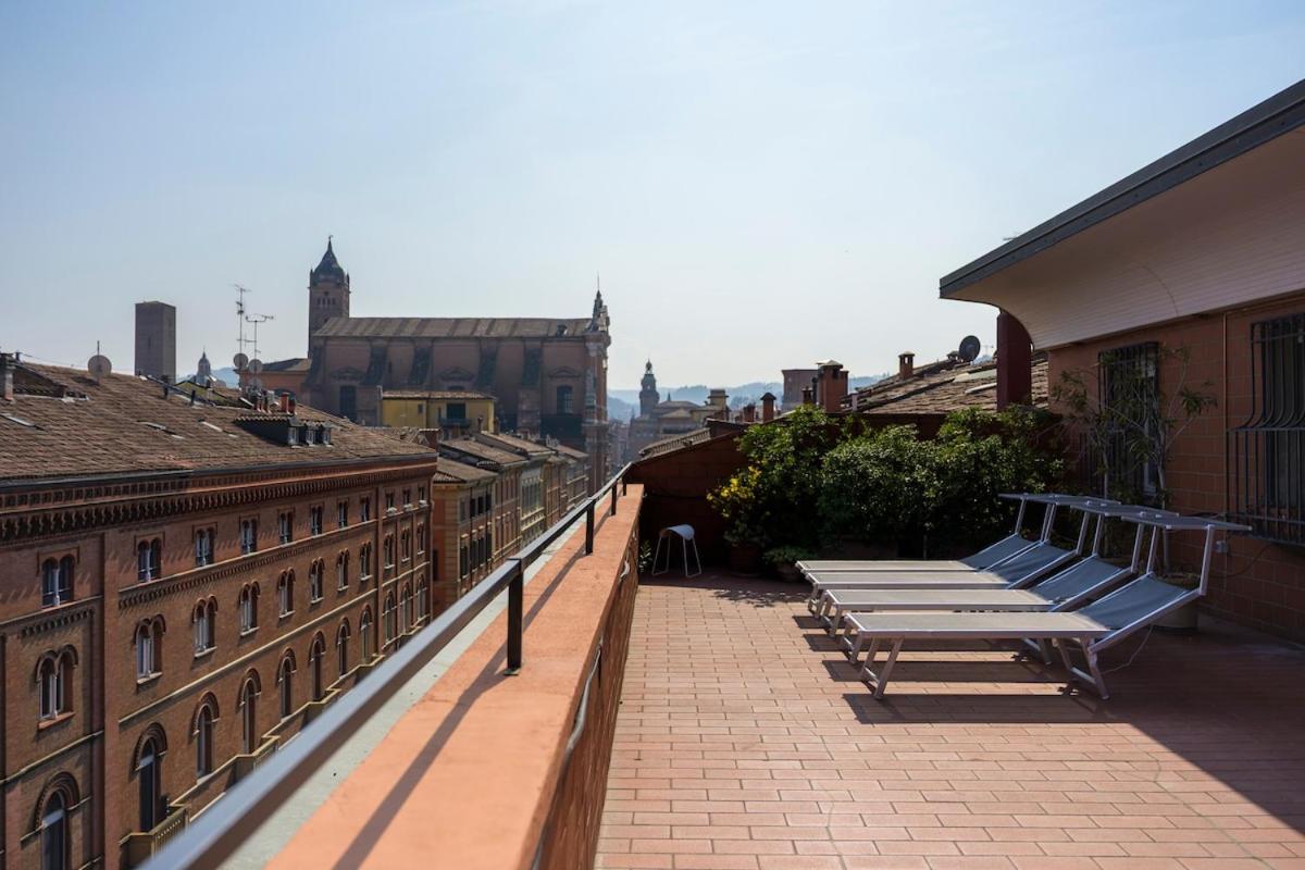 Top Floor - Bologna in your gaze - BeMyHost - B&B Bolonia