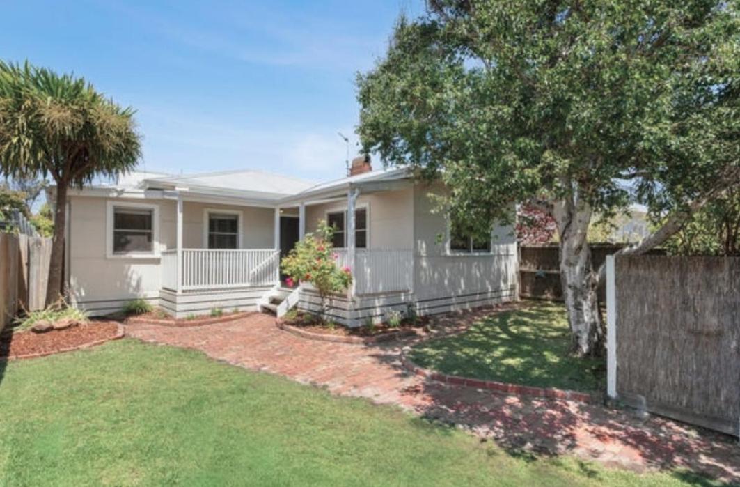 Zeally Bay Surf'n'Stay - Bed and Breakfast Torquay