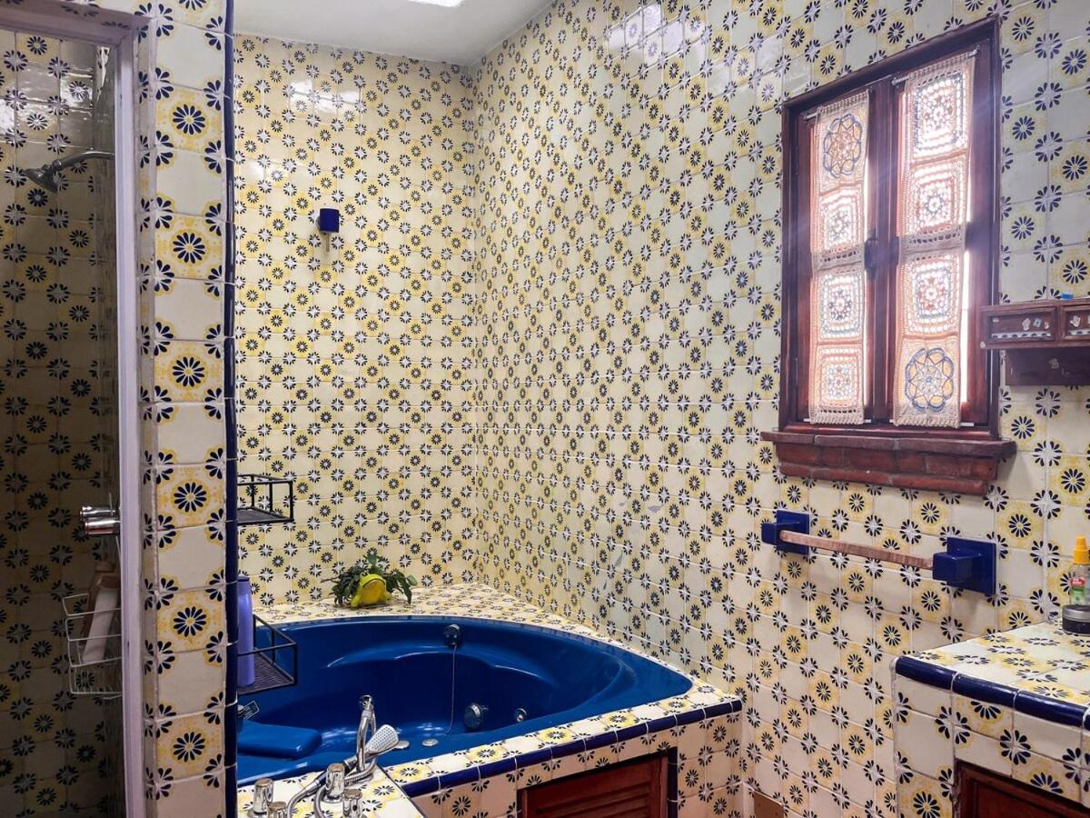 Beautiful and spacious Colonial Home, Mexico City - B&B Ciudad de México