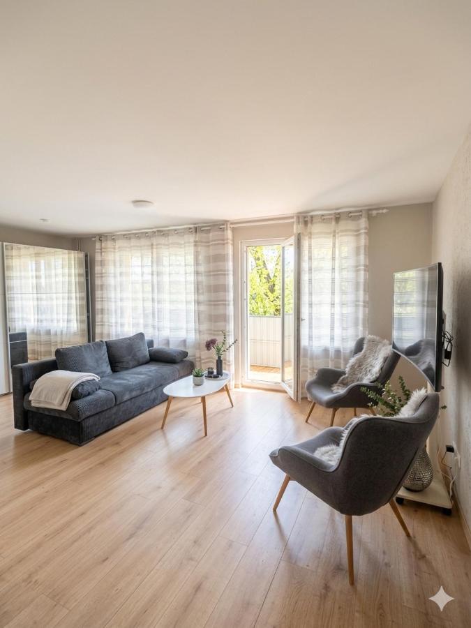 Naomi apartaments - Ferienwohnung Saldus
