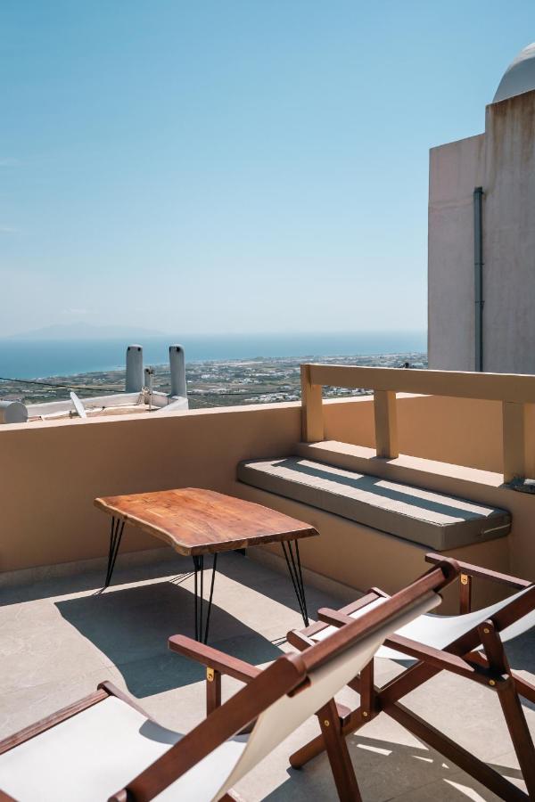 Aluna Suites Santorini - B&B Firá