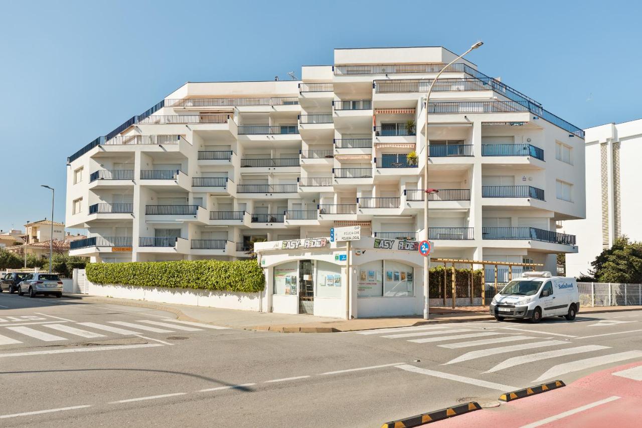 La Escala- Costa Brava pool duplex apartment - Chambres d'hôtes l'Escala
