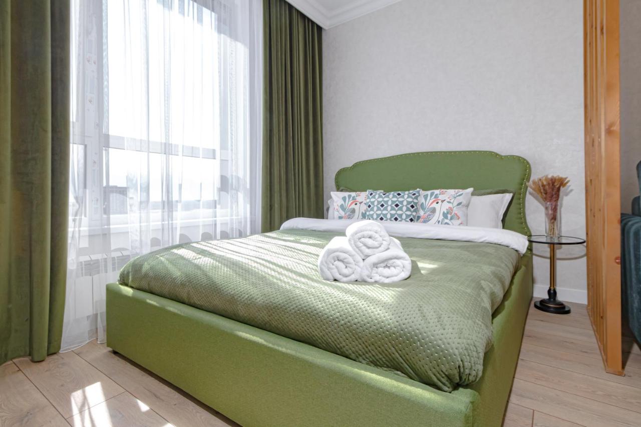 Однокомнатная , стильная квартирка - Bed and Breakfast Astana
