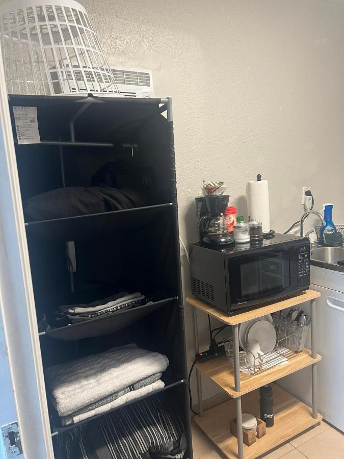 Room - Ferienwohnung Miami