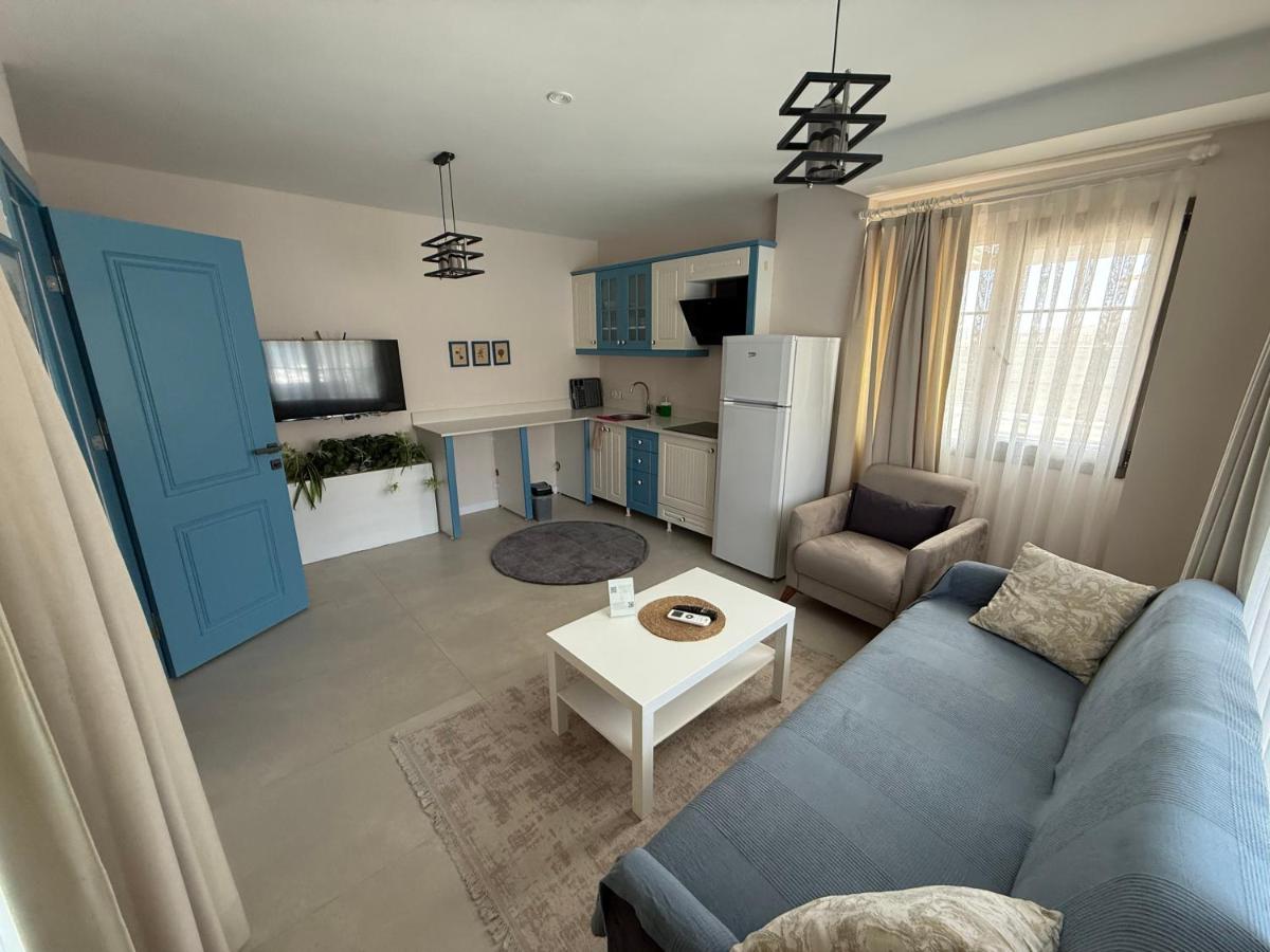 Apartamento de 2 dormitorios con vistas a la piscina