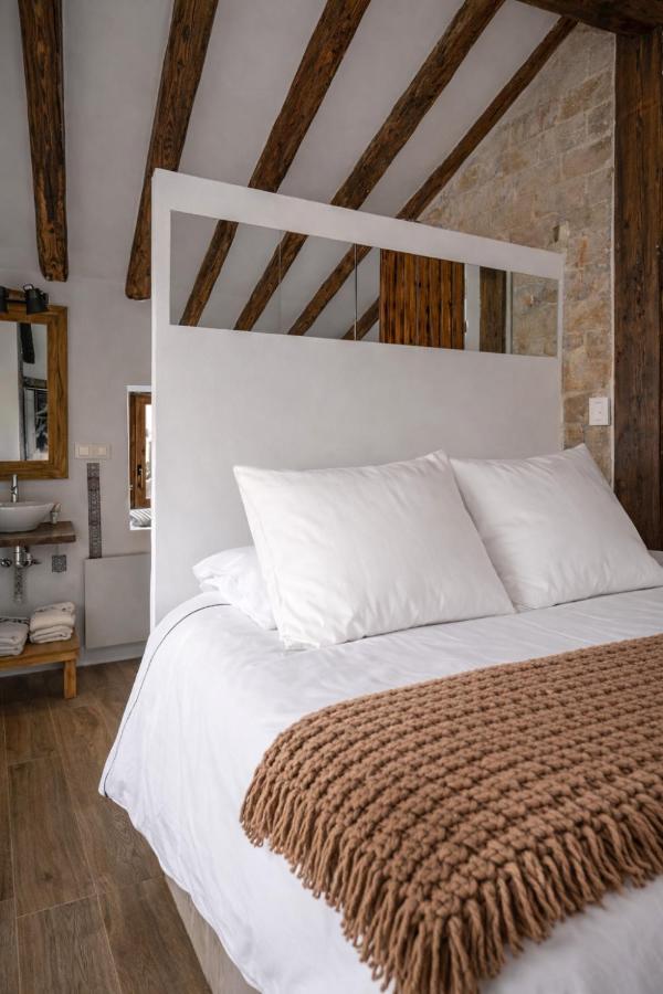 CaL QuEROL Boutique A Penthouse Loft Centre - B&B Puigcerdà
