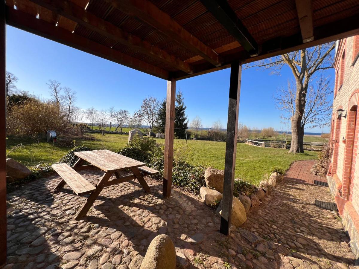 Appartamento con 1 Camera da Letto, Vista Mare e Terrazza