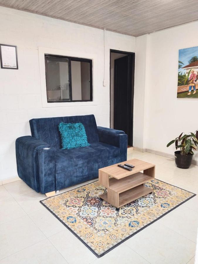 Habitación Familiar con baño privado