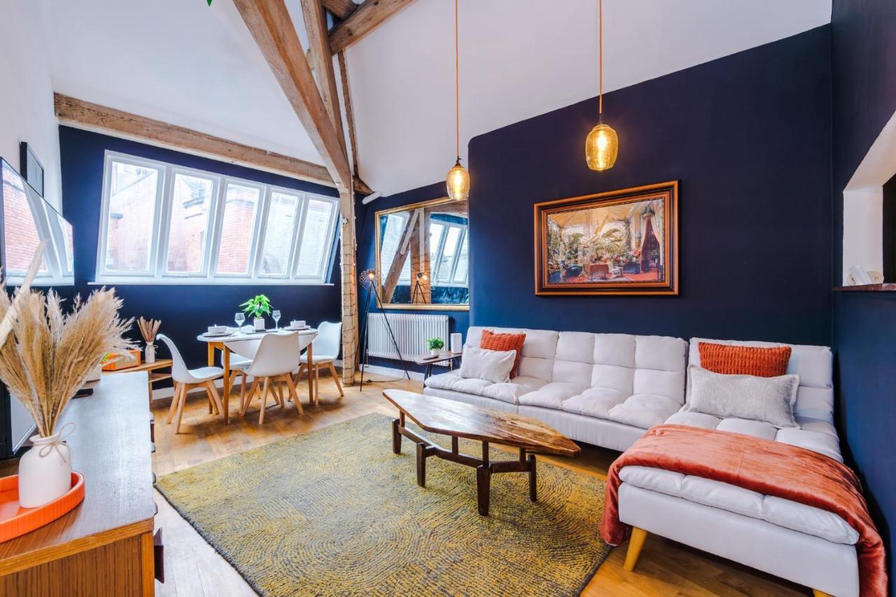 Stylish 1BDR Duplex Loft Piccadilly - Ferienwohnung Manchester