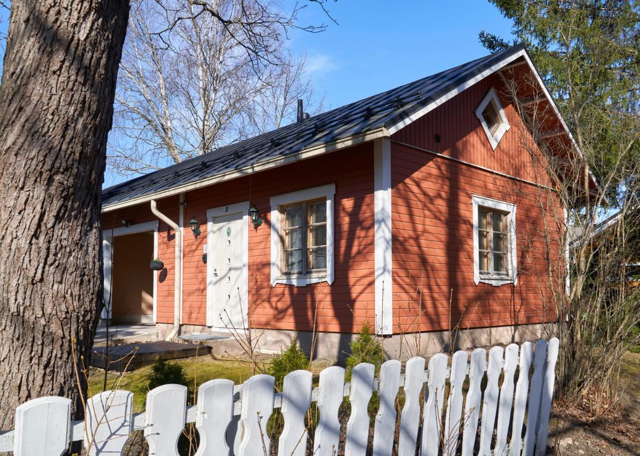 Guest House Salo-City 2 - B&B Salo