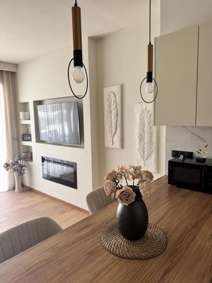 Thetis luxury apartment - Ferienwohnung Pórto Chéli
