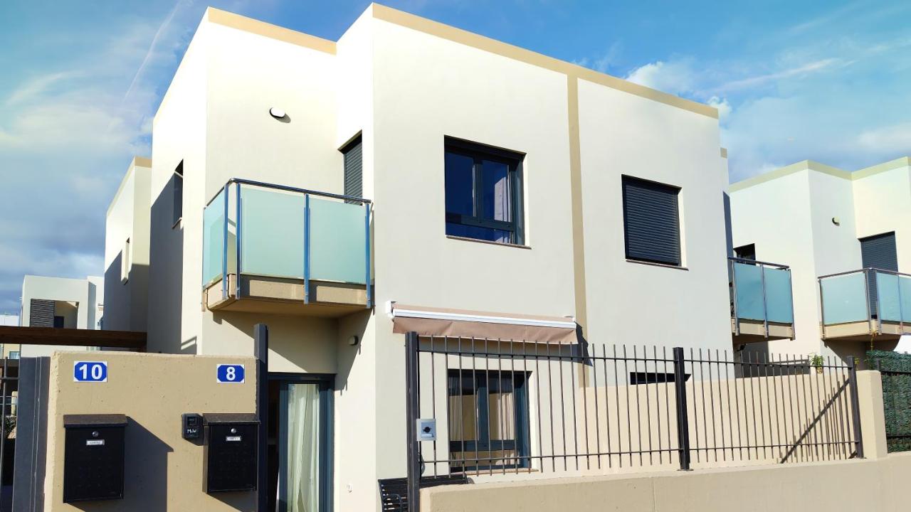 Arden Townhouse Tenerife - Chambres d'hôtes Arona