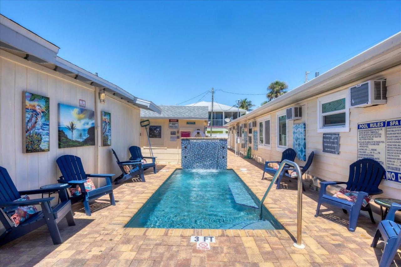 Casa Sangria, Steps to Beach, Swim Spa - B&B Englewood