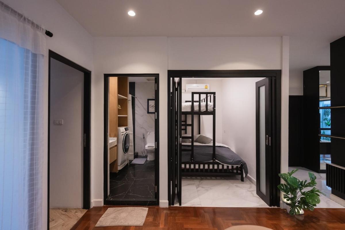 Haus 54 I luxury 3br house - B&B Bangkok
