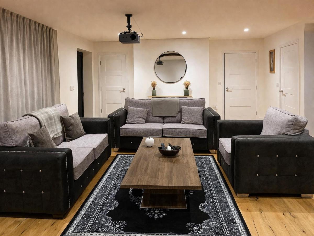 Luxury 2 Bed House Leeds City Centre with parking - B&B Leeds