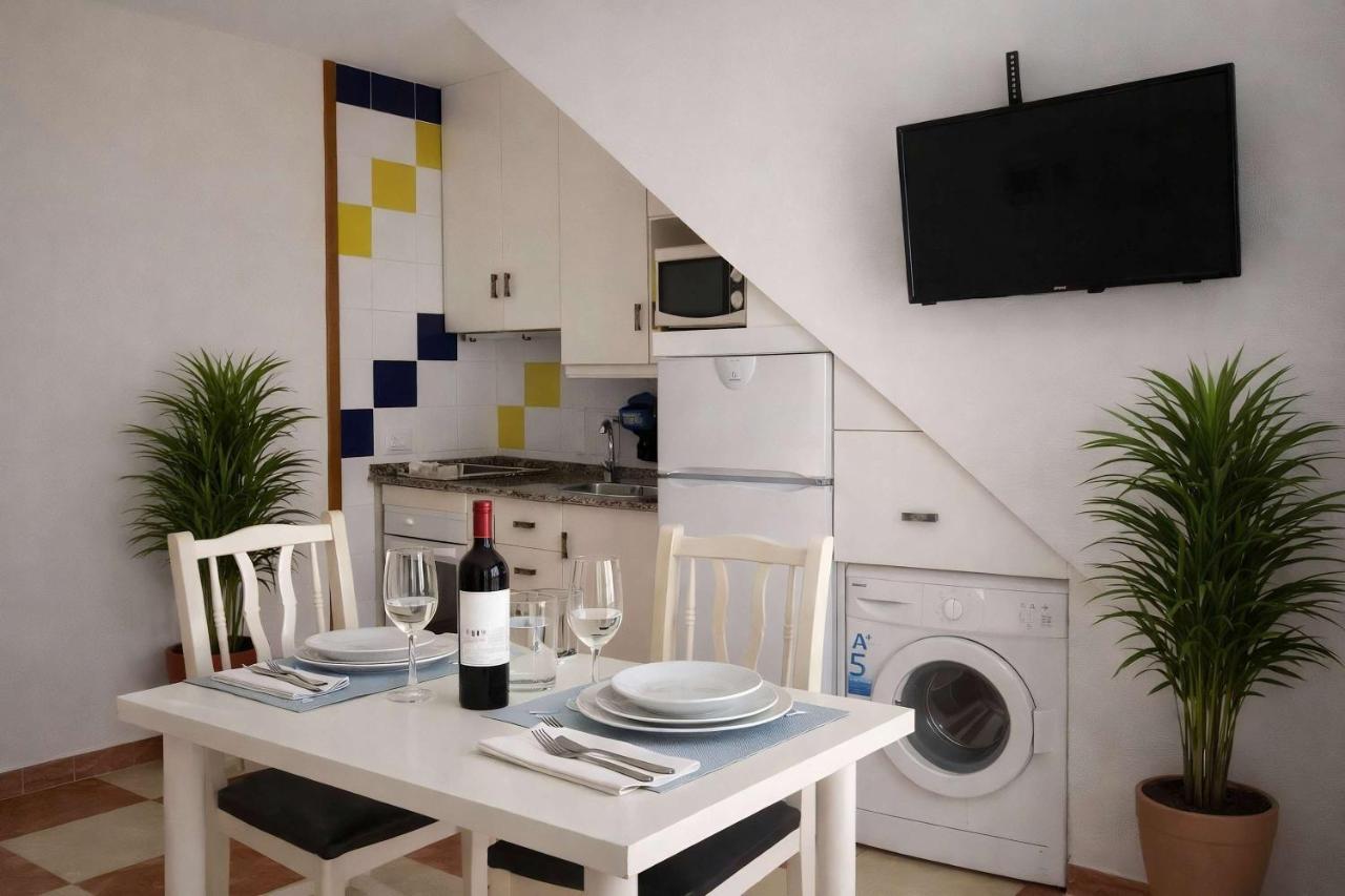 Apartamento Trafalgar con aire acondicionado solo reservamos a parejas - Chambres d'hôtes Conil de la Frontera