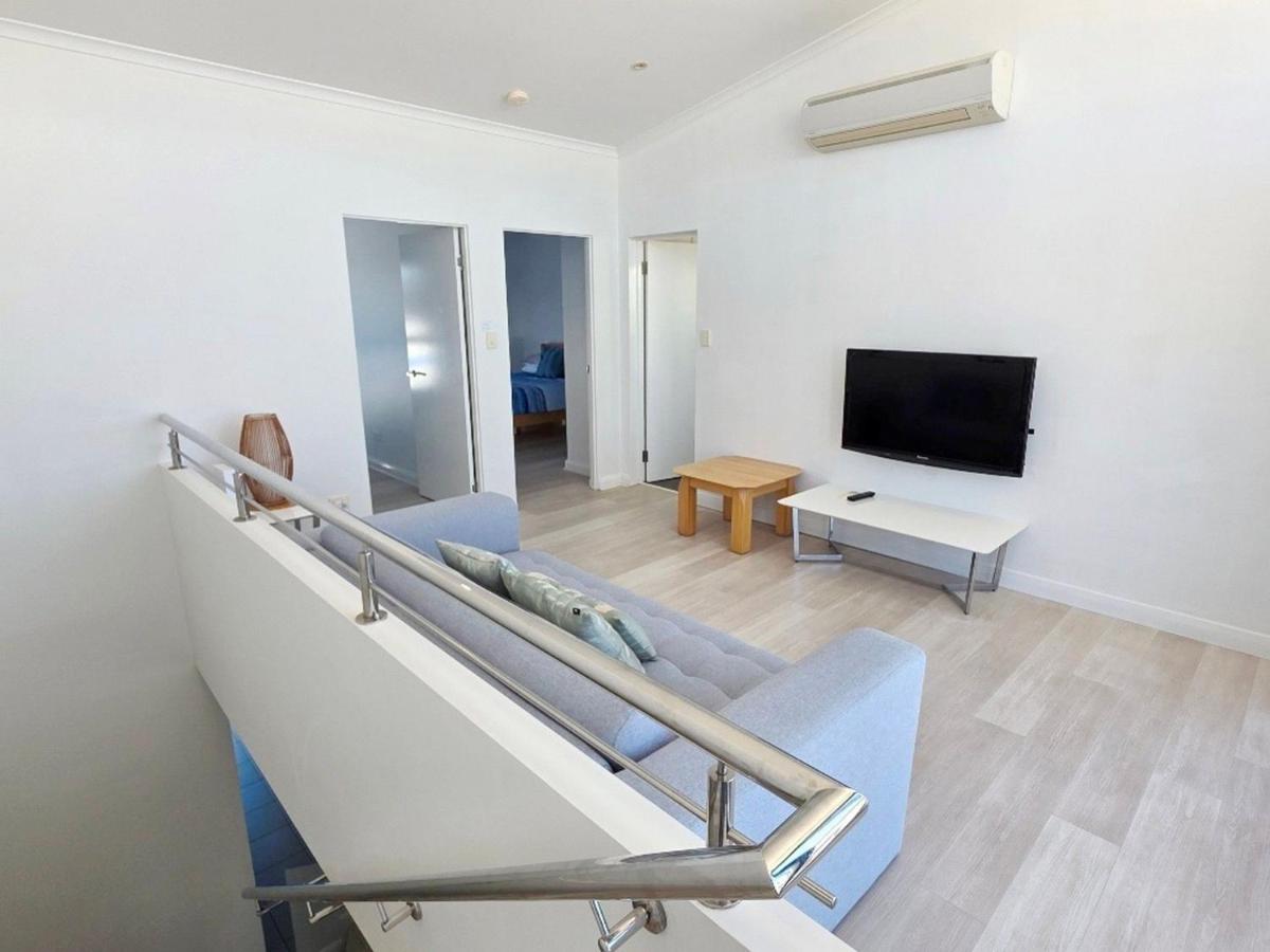 Waves at Jurien, Villa 9-23 Dalton Street - Bed and Breakfast Jurien Bay