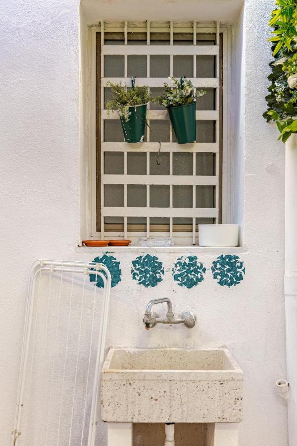Nicuzza Holiday Home - B&B Catania