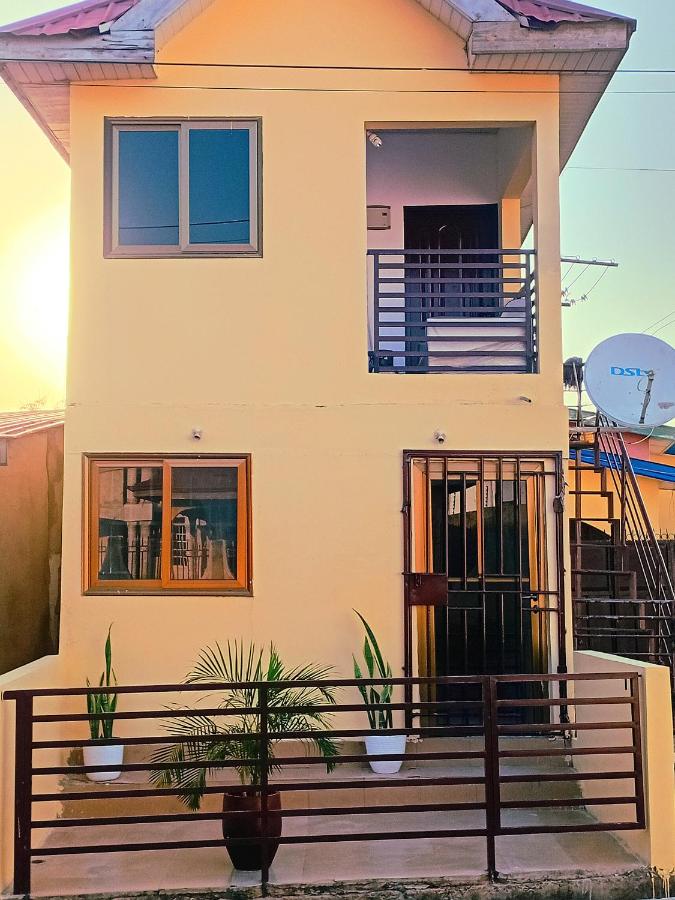 The Reuben villa Accra spintex - Chambres d’hôtes Accra