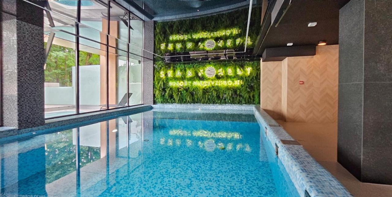 HolidayHomePL Sea & Forest C421 z sypialnią, basen, spa, gym GRATIS - B&B Międzyzdroje