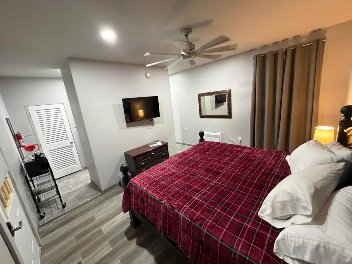 Germantown Inn & Lounge - Ferienwohnung Hermann