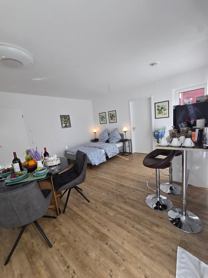 Stilvolle Neubauwohnung mit Balkon&WLAN - B&B Hannover