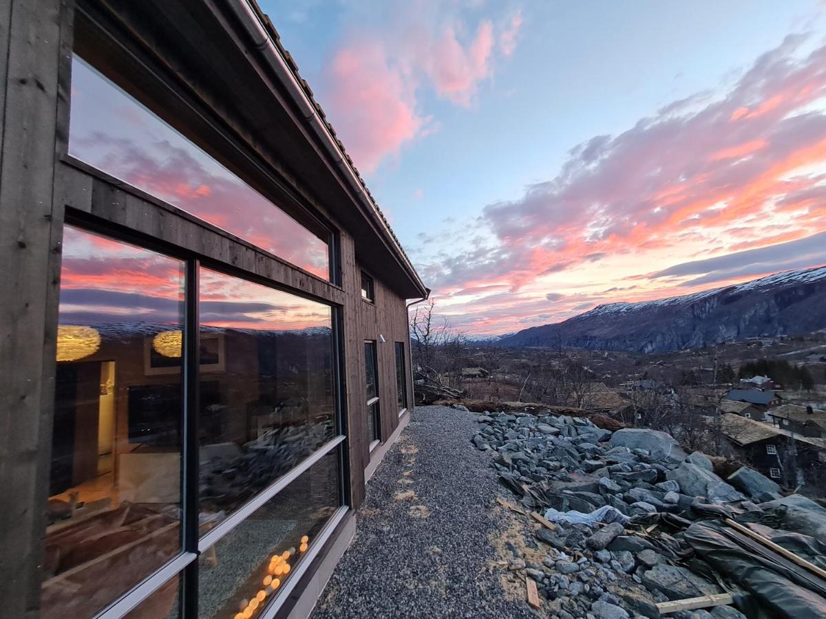 Great modern cabin at Liseth, Vøringsfossen - B&B Eidfjord