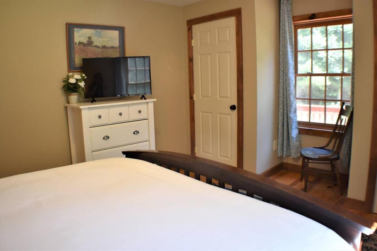 The Carriage House - B&B Tolland