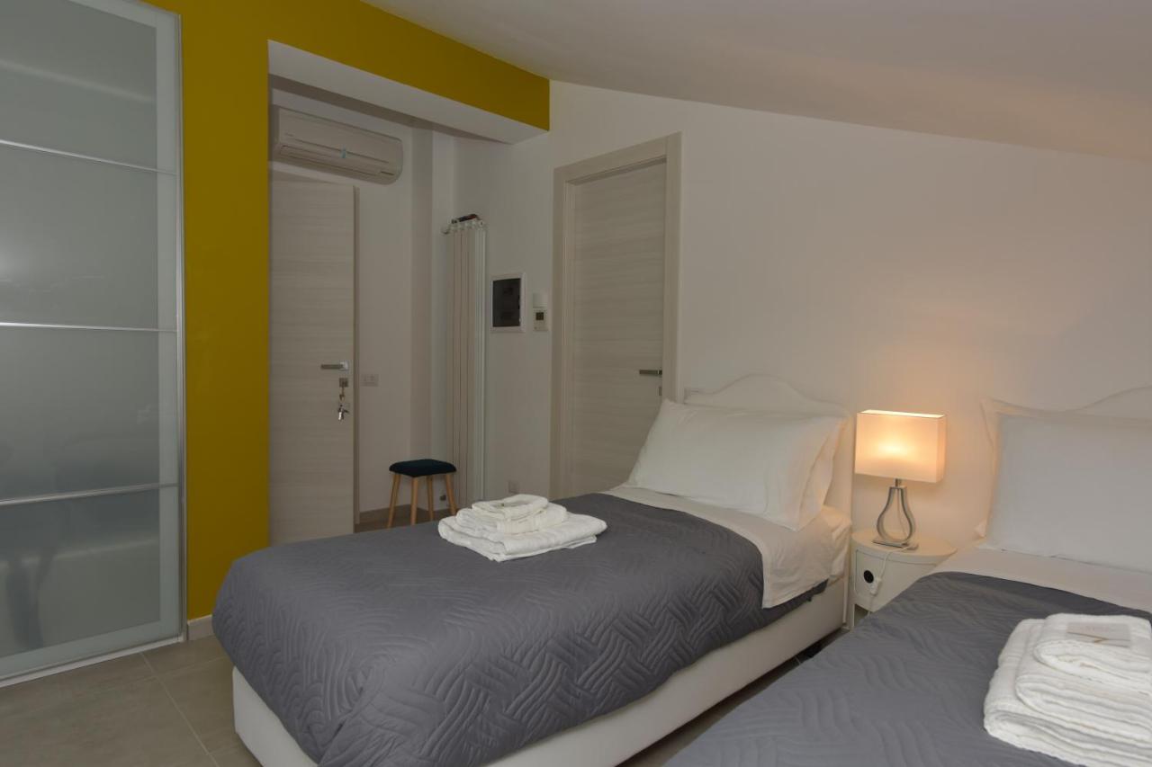 Single Room with Private Bathroom