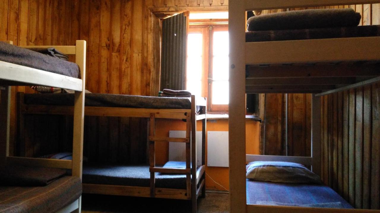Posto Letto in Dormitorio con 6 Letti 