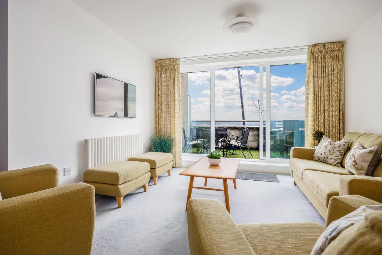 Water's Edge - Incredible Views Towards Brownsea Island - B&B Poole