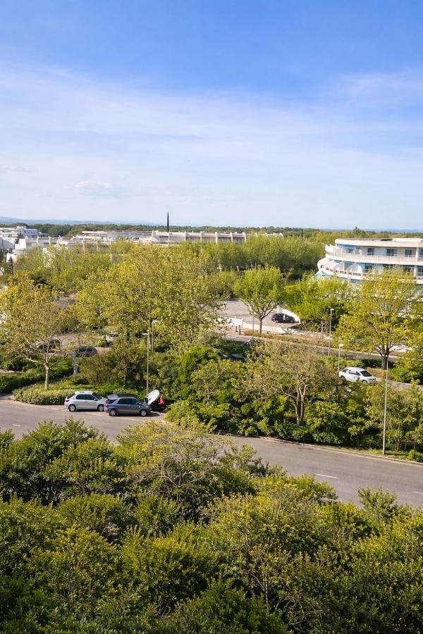 T2 100m plage vue dégagée parking privé 4per - B&B La Grande-Motte